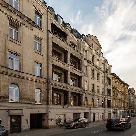 Centre Blue By Bookinghost