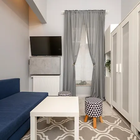Centre Blue Apartment *